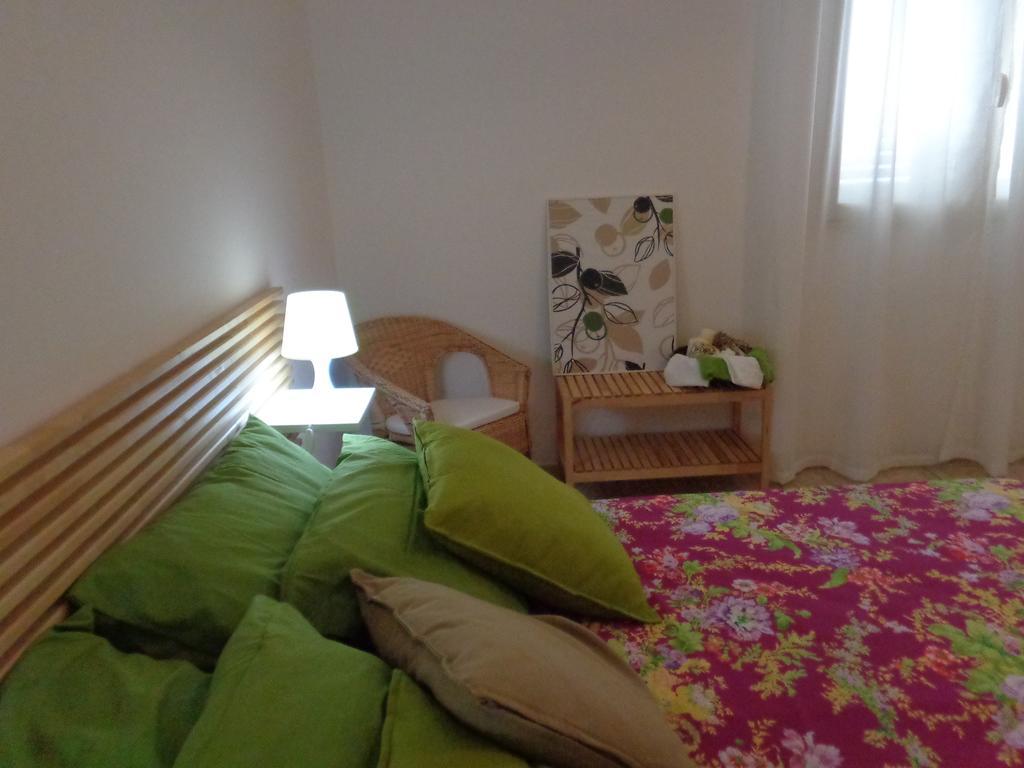 Akron B&B SantʼAlessio Siculo Habitación foto